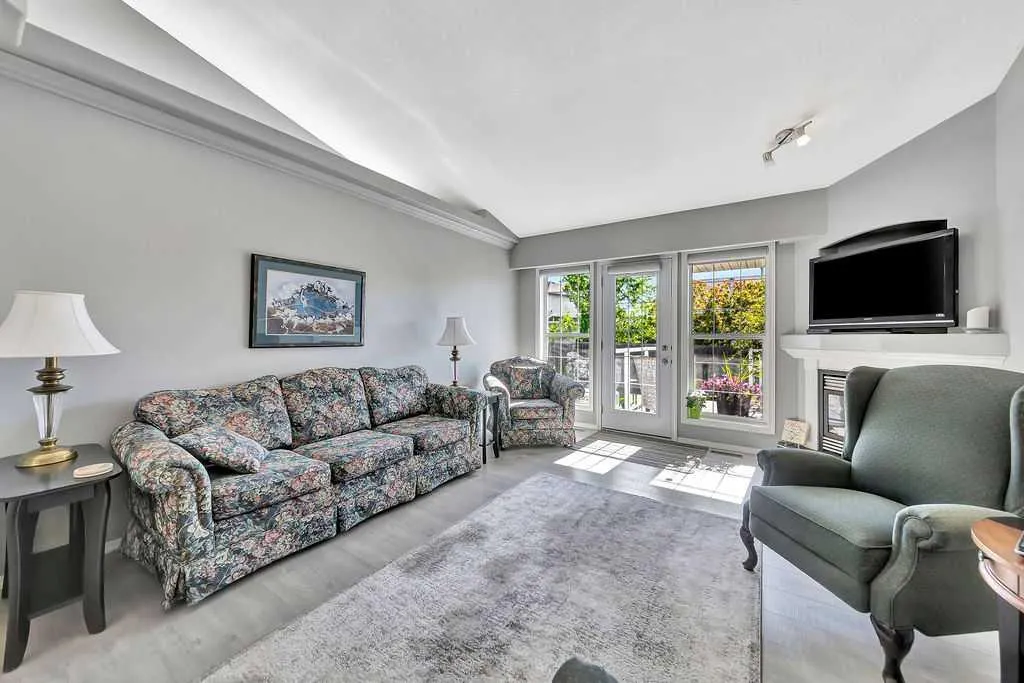 5802 24 Street, ##2