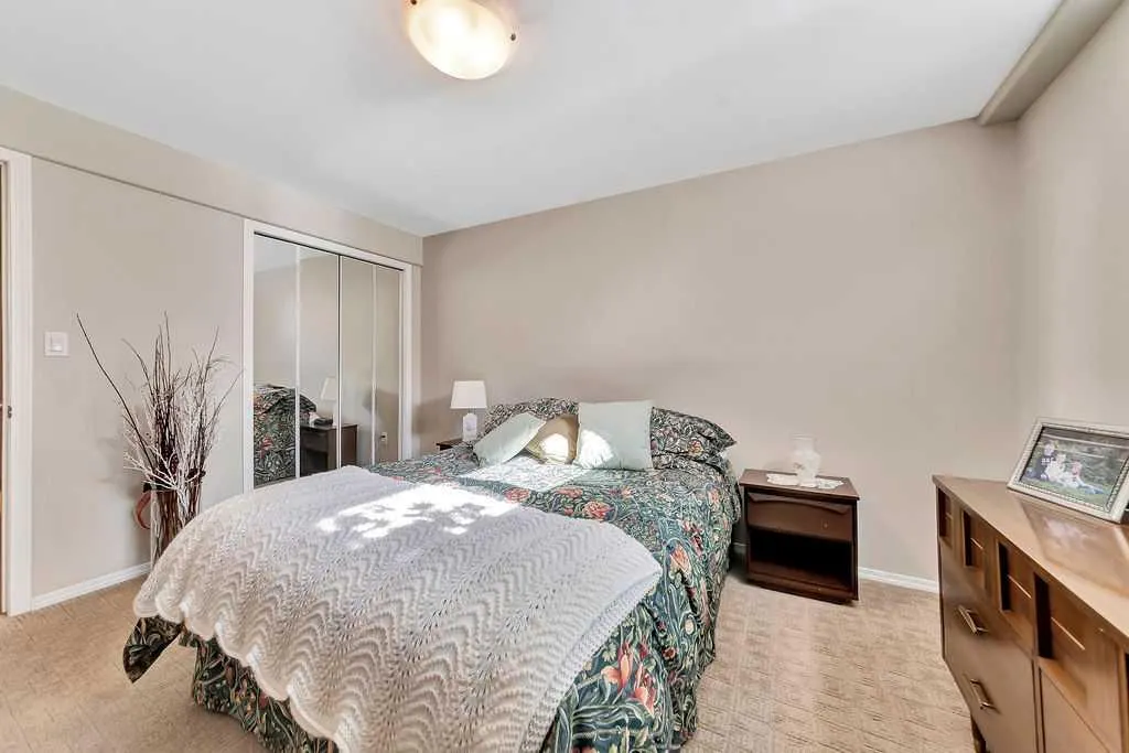 5802 24 Street, ##2