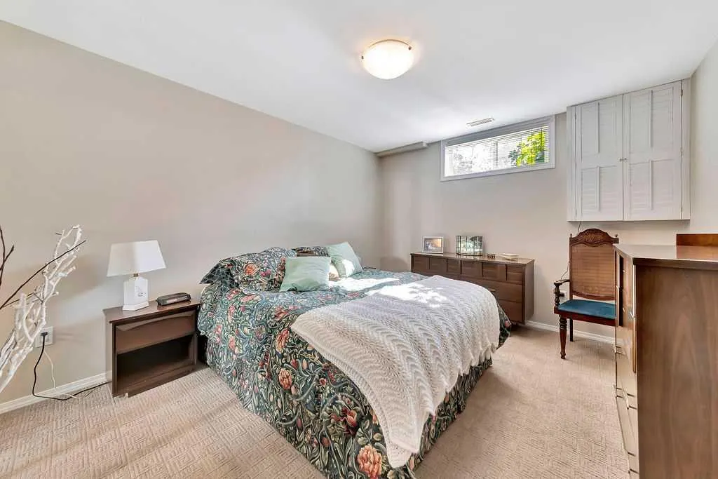 5802 24 Street, ##2