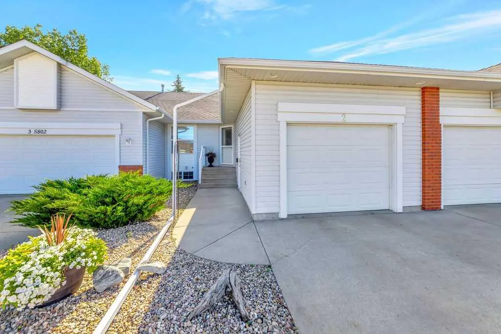 5802 24 Street, ##2