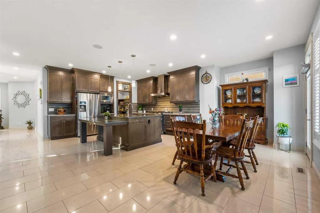 2233 Bayside Circle SW