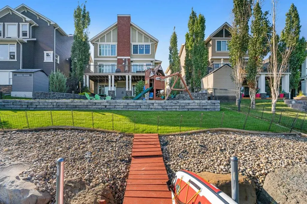 2233 Bayside Circle SW