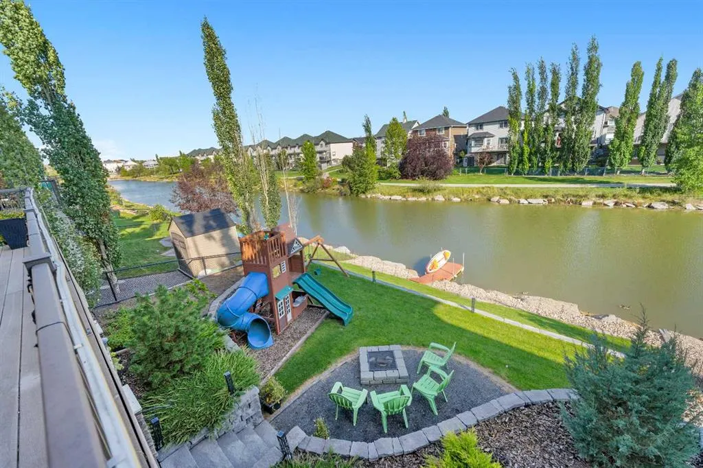 2233 Bayside Circle SW