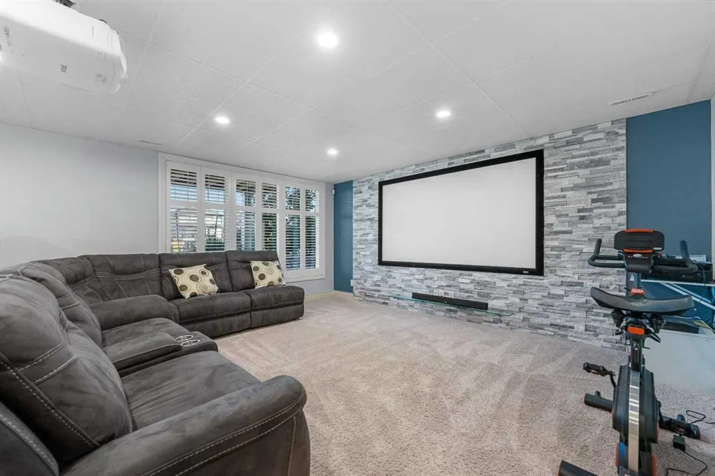 2233 Bayside Circle SW