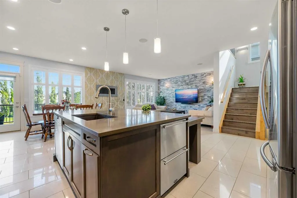 2233 Bayside Circle SW