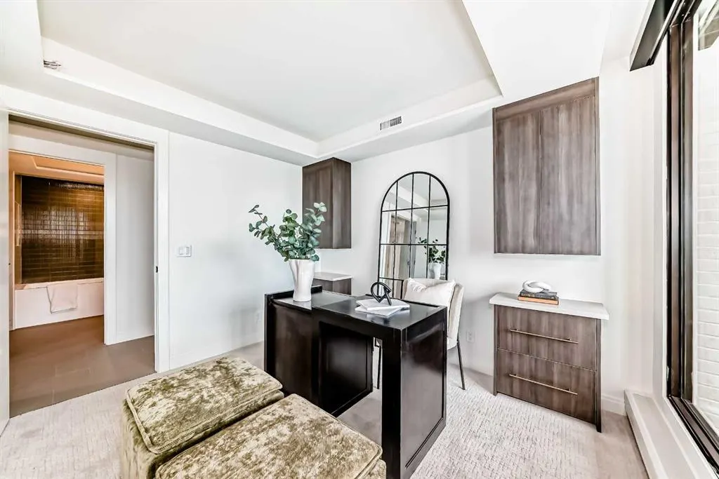 330 26 Avenue SW, #1203