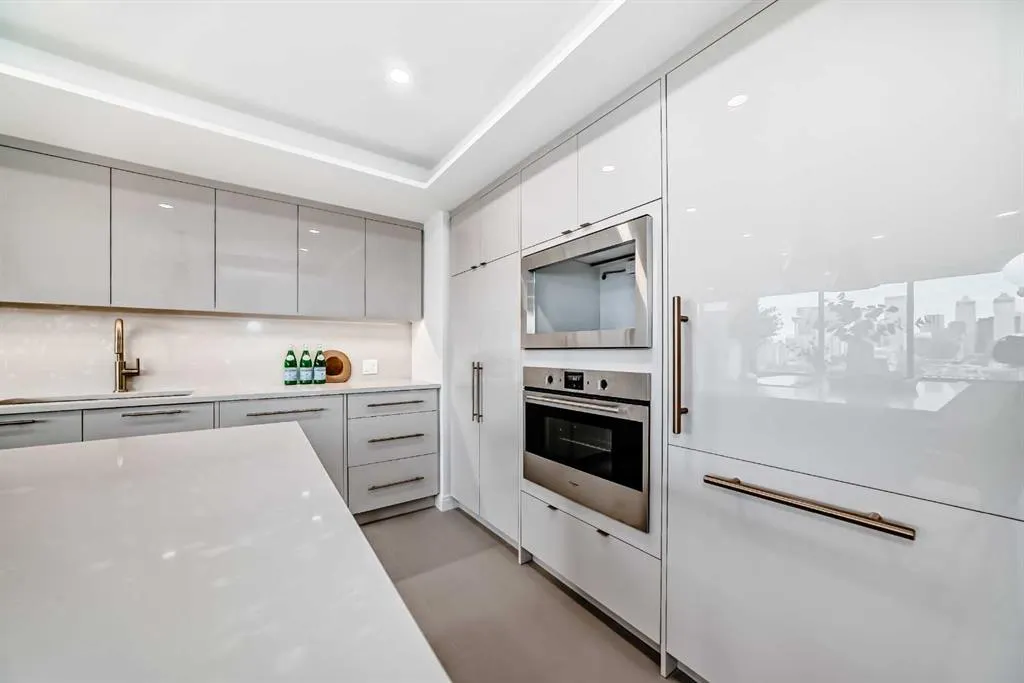330 26 Avenue SW, #1203