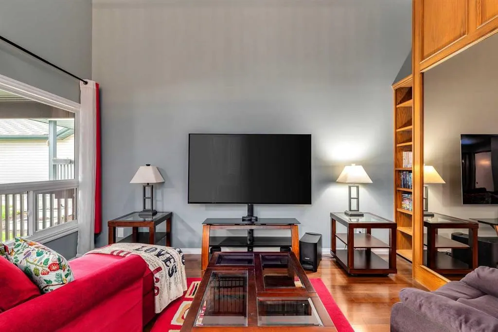 103 Macewan Park Road NW