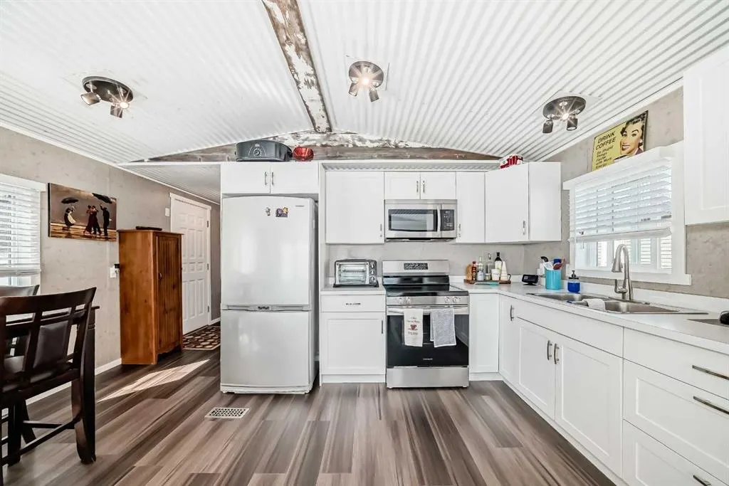 1219 Limit Avenue, #24