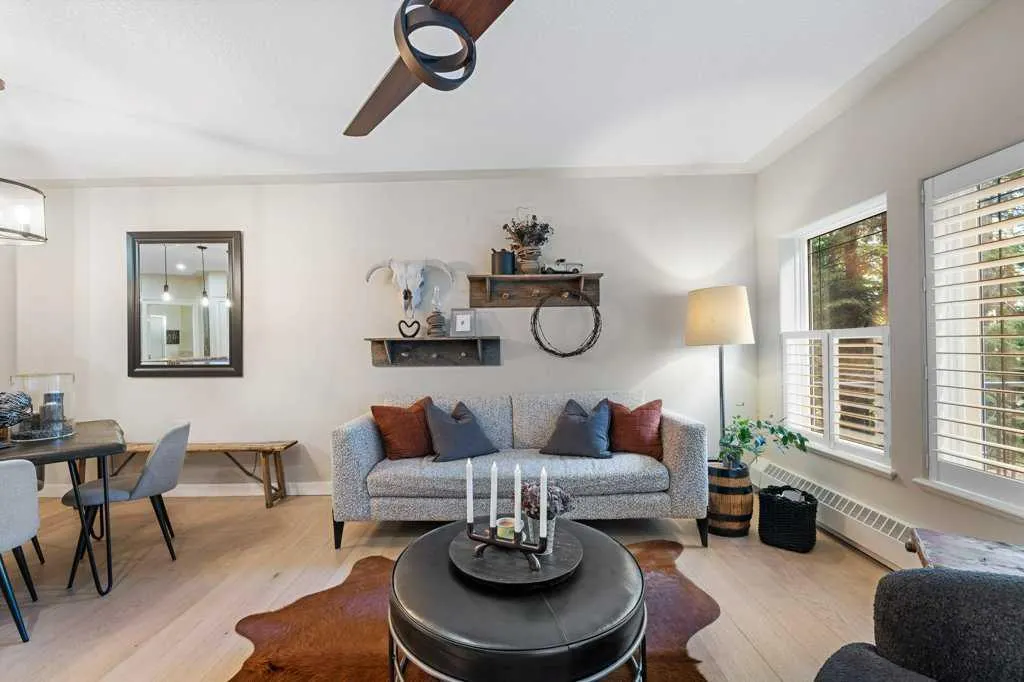 30 Discovery Ridge Close SW, #112