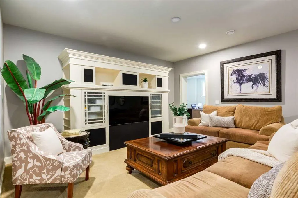 111 Aspen Green
