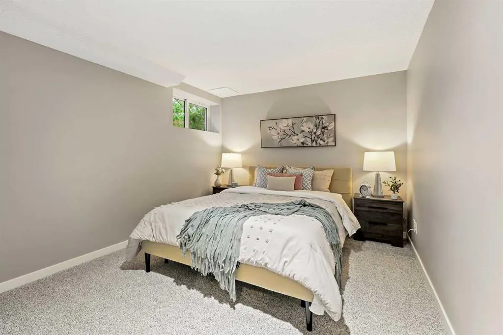 49 Sunmeadows Place SE