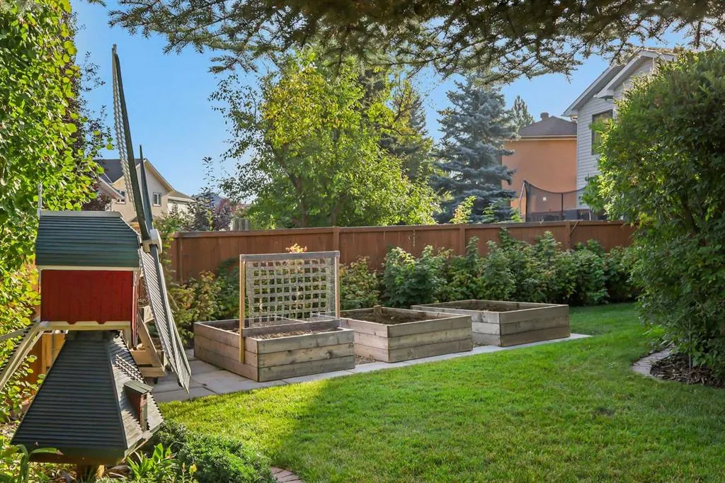 49 Sunmeadows Place SE