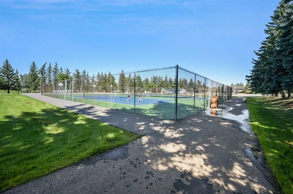 49 Sunmeadows Place SE