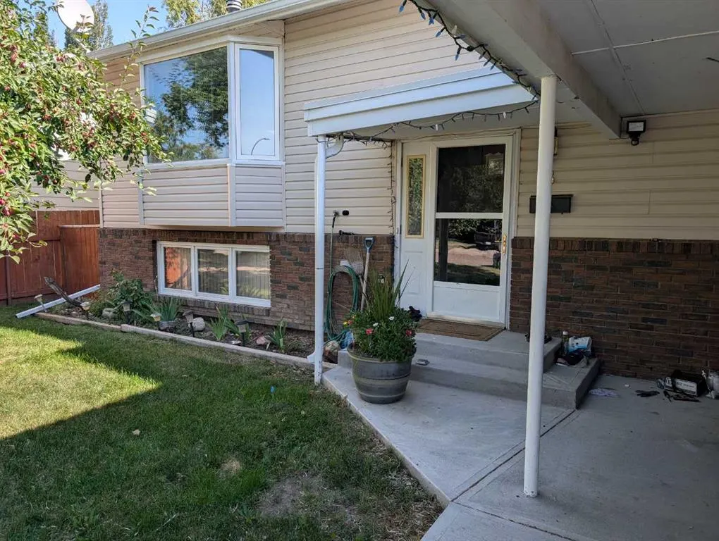 18 Sheridan Place W