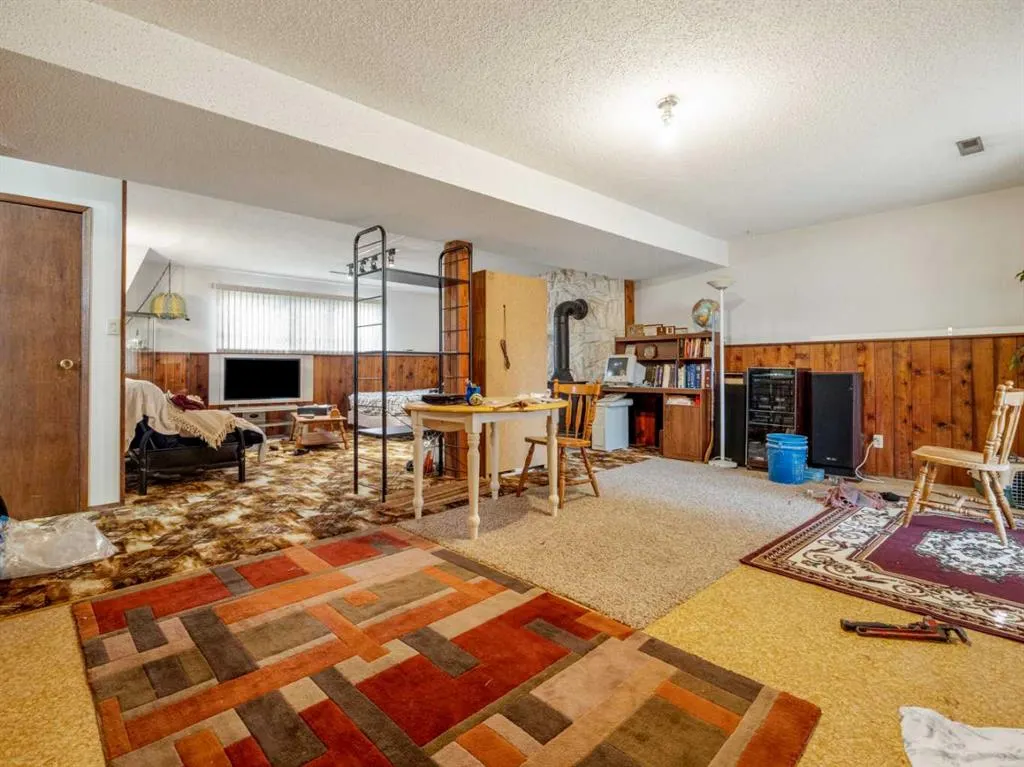 18 Sheridan Place W