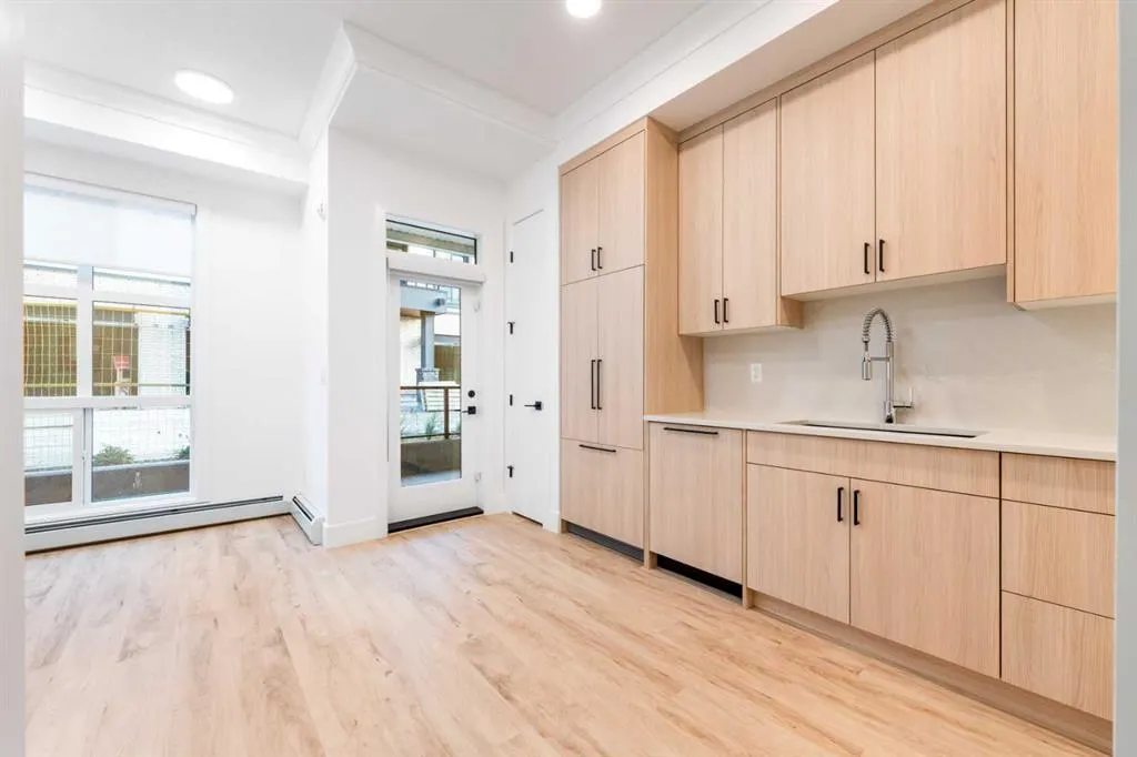 4270 Norford Avenue NW, #1103
