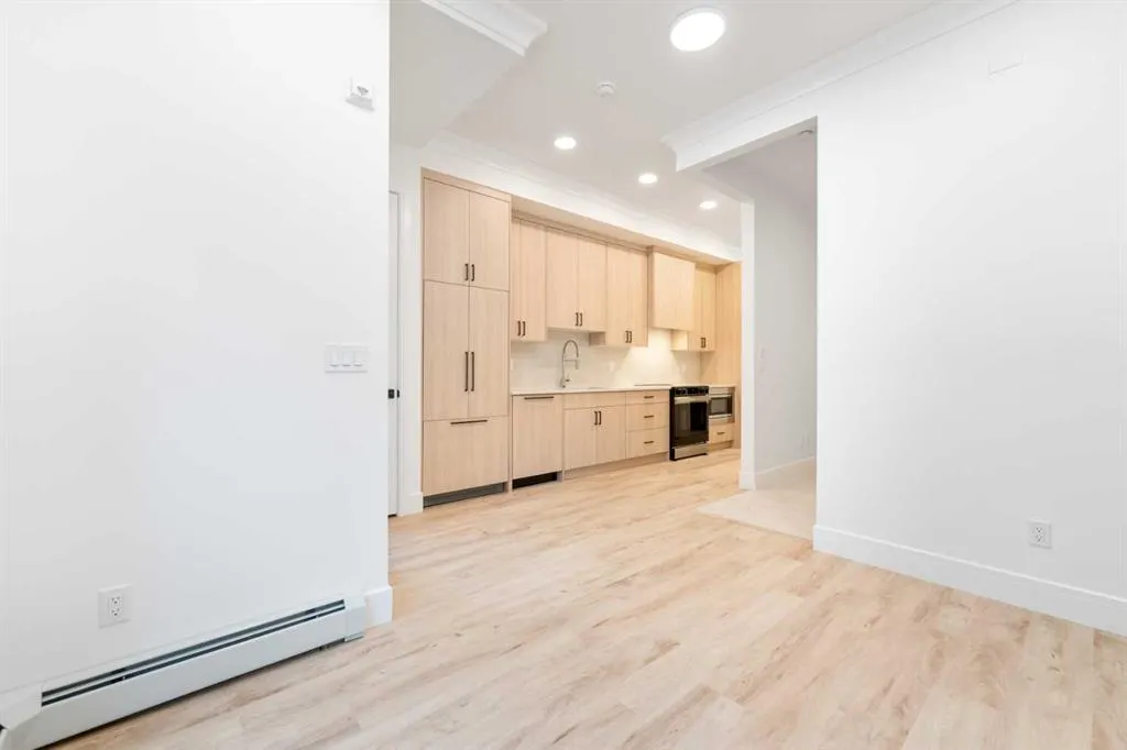 4270 Norford Avenue NW, #1103