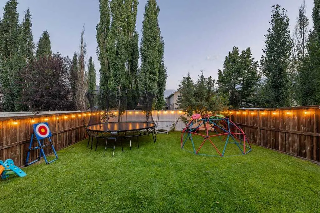 173 Bridleridge View SW