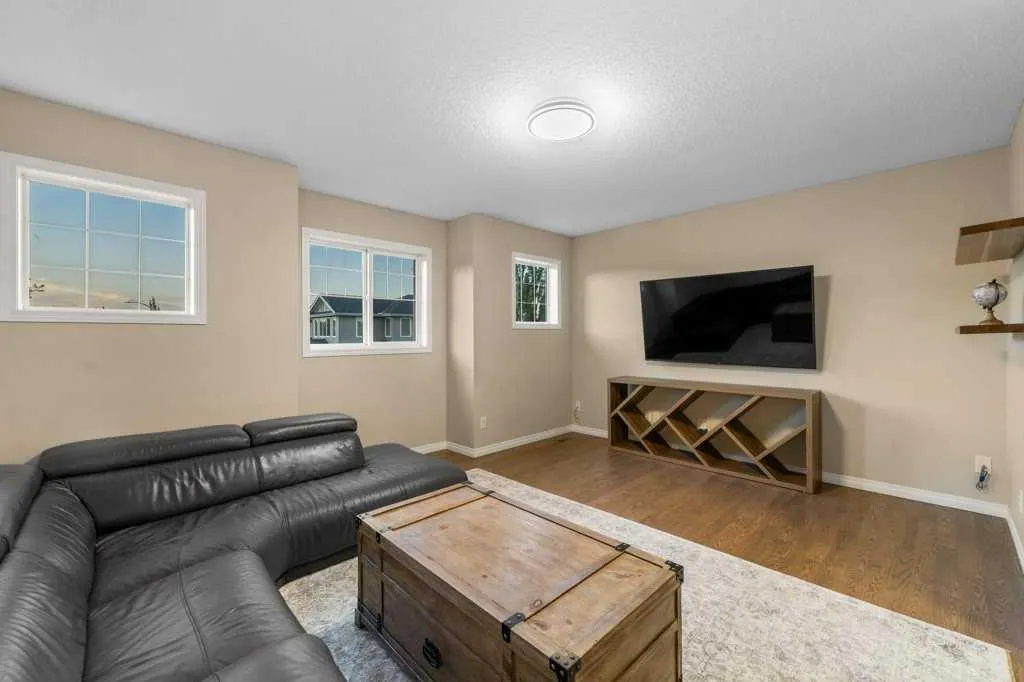 173 Bridleridge View SW