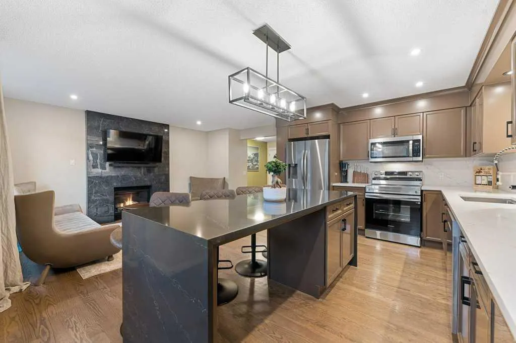 173 Bridleridge View SW