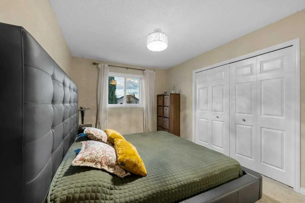 173 Bridleridge View SW