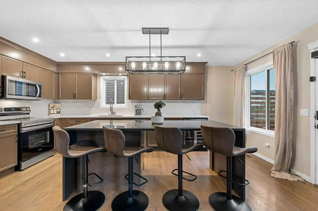 173 Bridleridge View SW