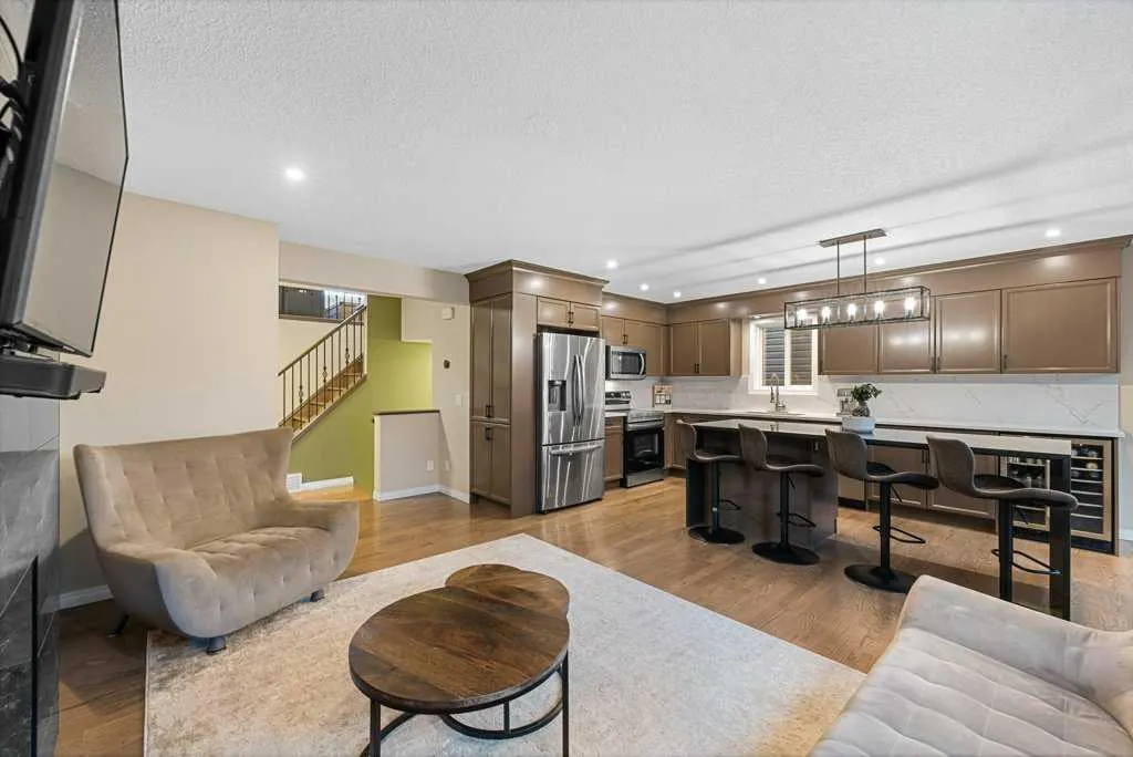 173 Bridleridge View SW