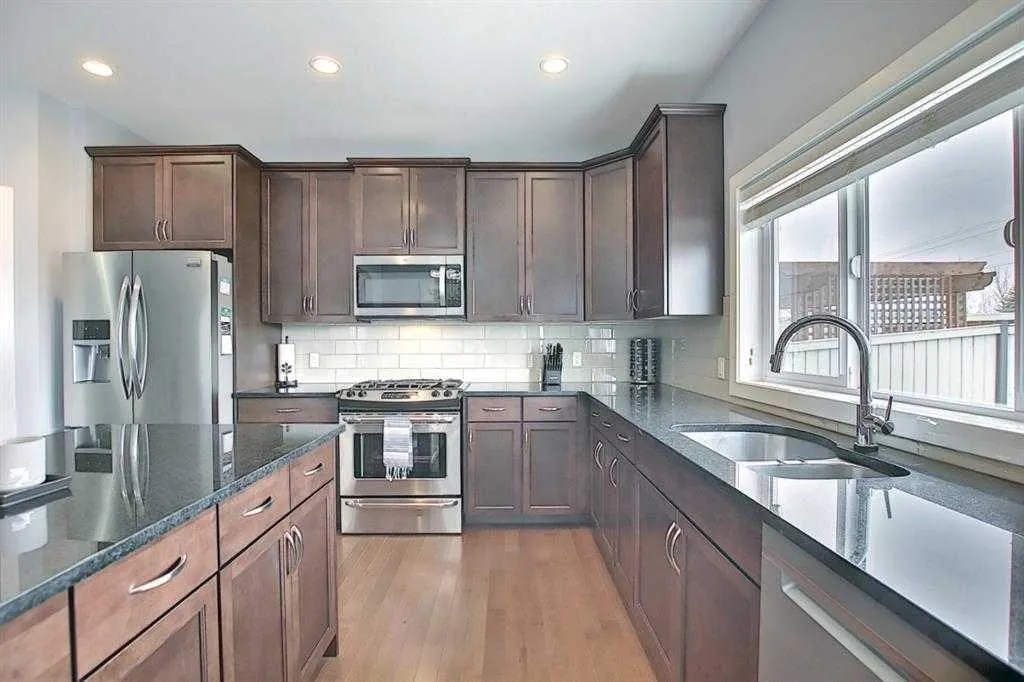 133 Walden Square SE