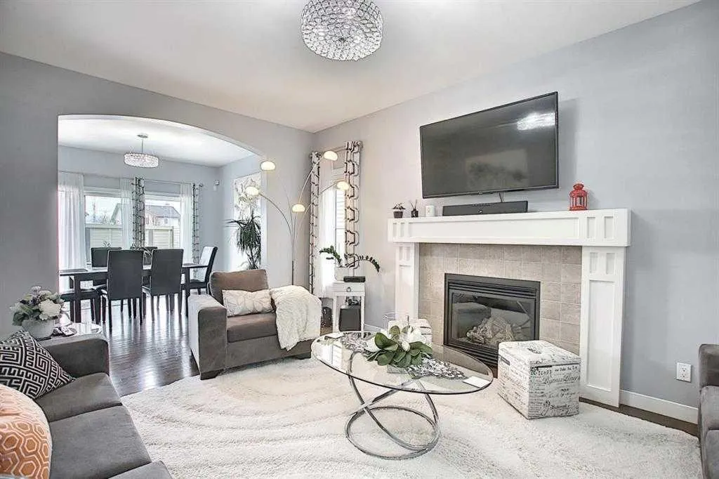 133 Walden Square SE