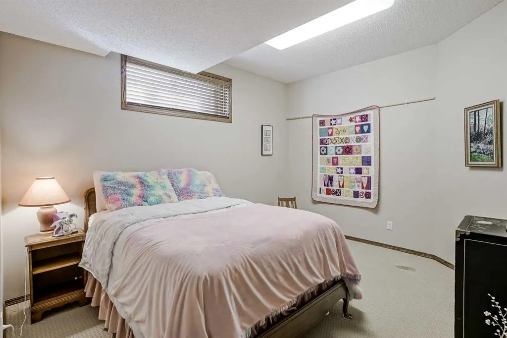 14 Kincora Terrace NW