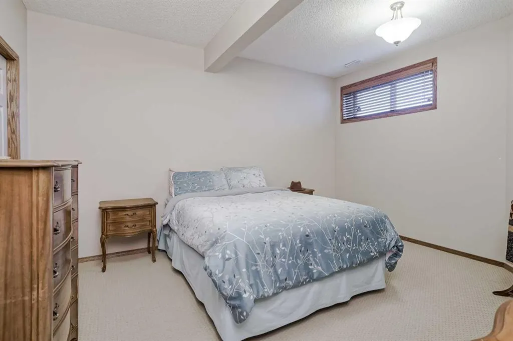 14 Kincora Terrace NW