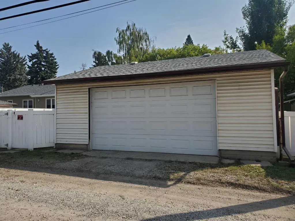 439 Arlington Drive SE