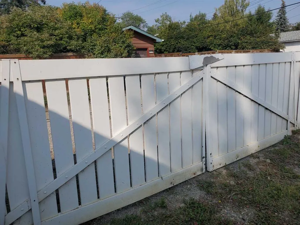 439 Arlington Drive SE