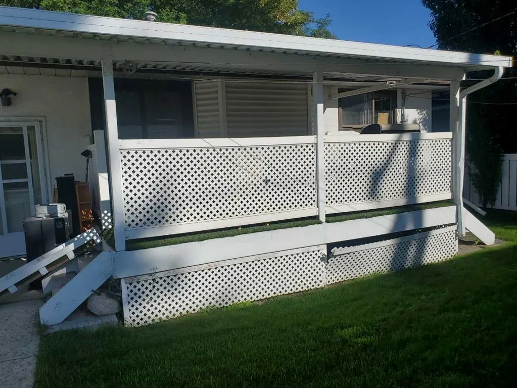 439 Arlington Drive SE