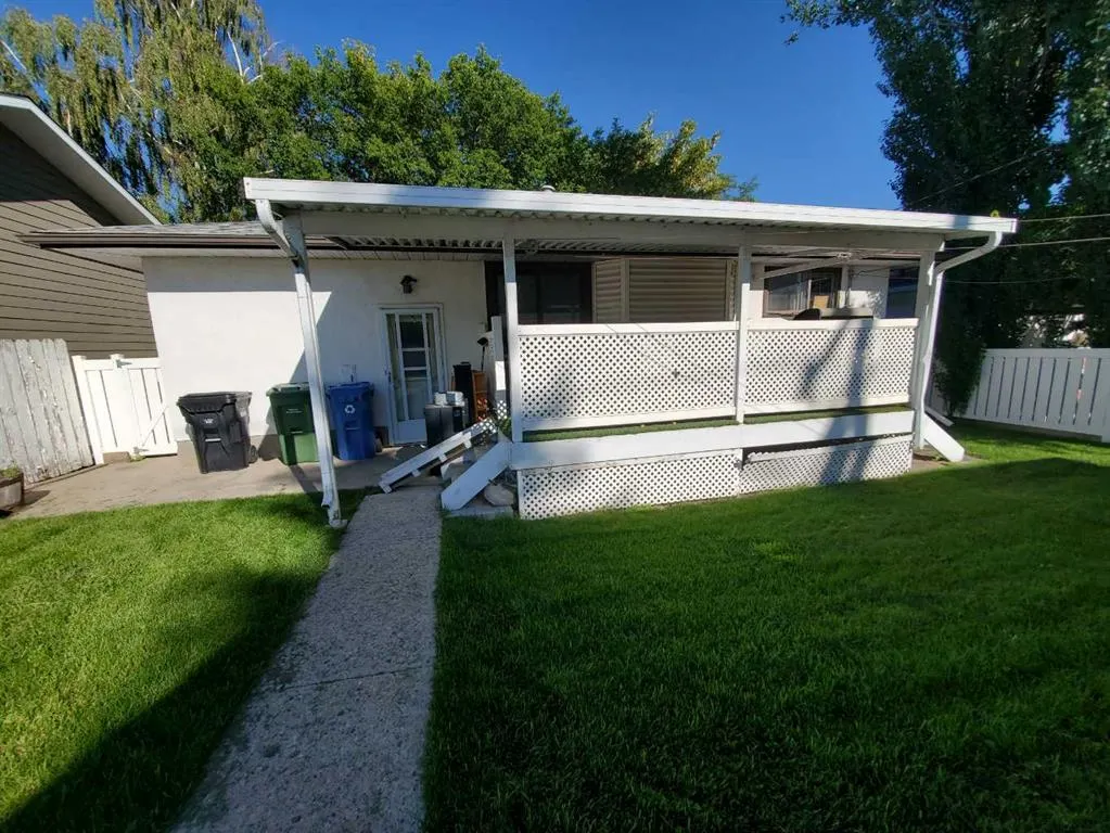 439 Arlington Drive SE