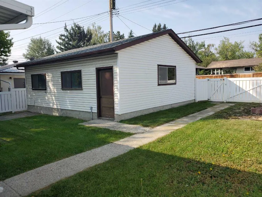 439 Arlington Drive SE