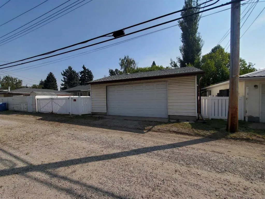 439 Arlington Drive SE
