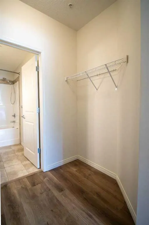 1540 Sherwood Boulevard NW, #1123
