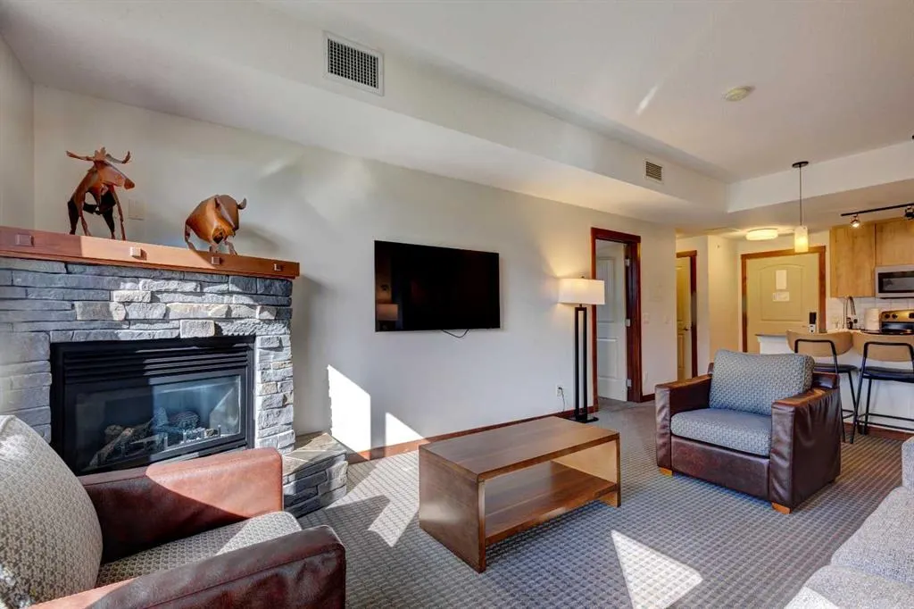 190 Kananaskis Way, #410