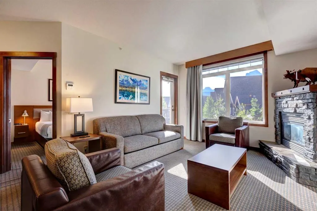 190 Kananaskis Way, #410