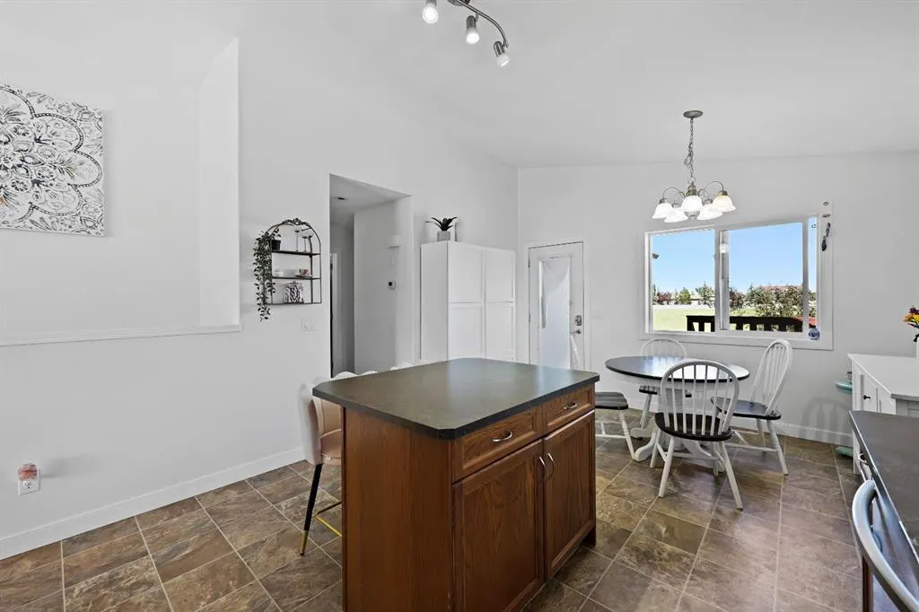 21 Willow Lane
