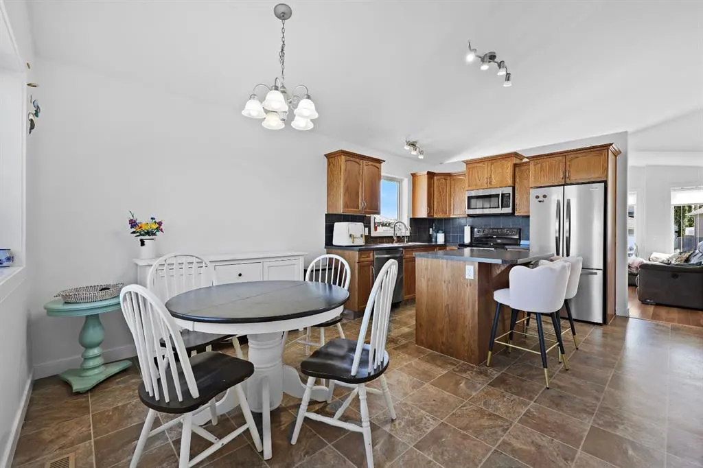 21 Willow Lane