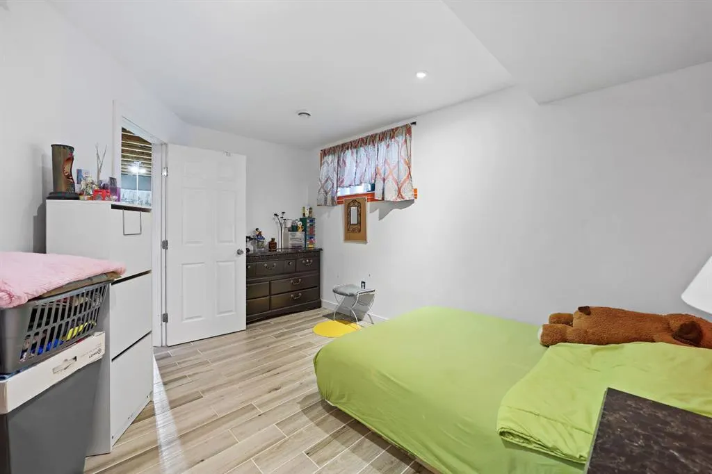 21 Willow Lane