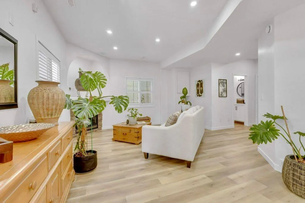 40 Drever Close