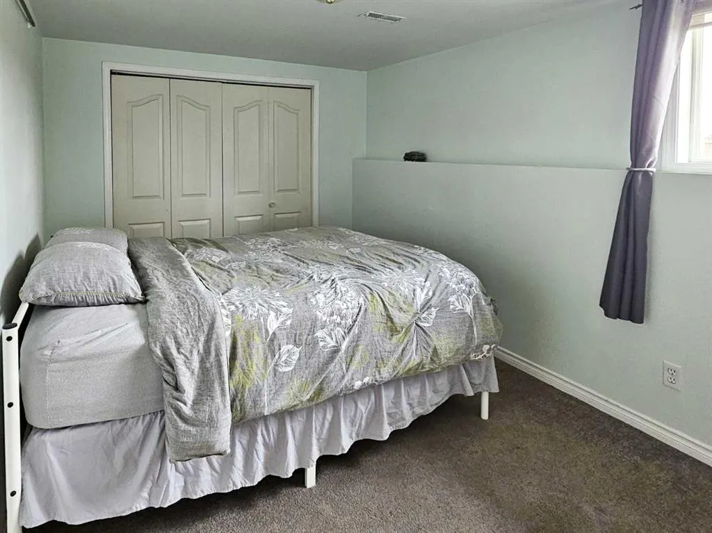 94 Hidden Spring Green NW