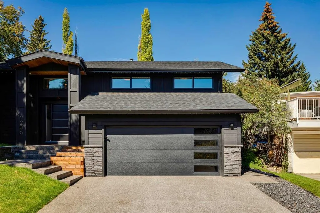 1206 Varsity Estates Road NW