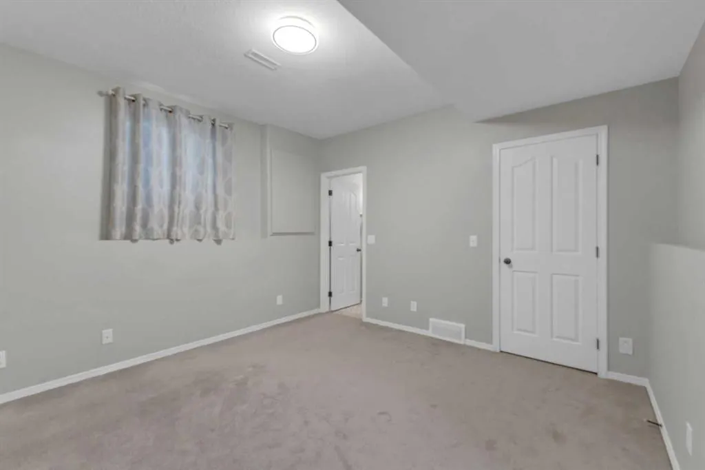 17 Kerry Wood Mews