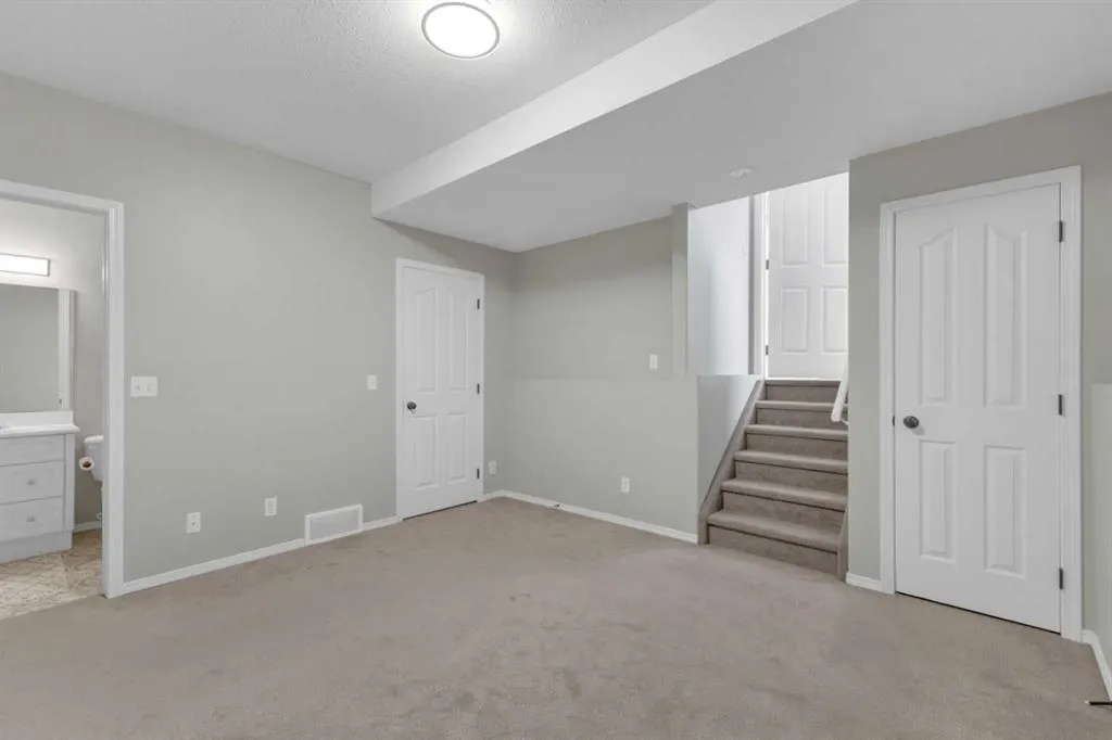 17 Kerry Wood Mews