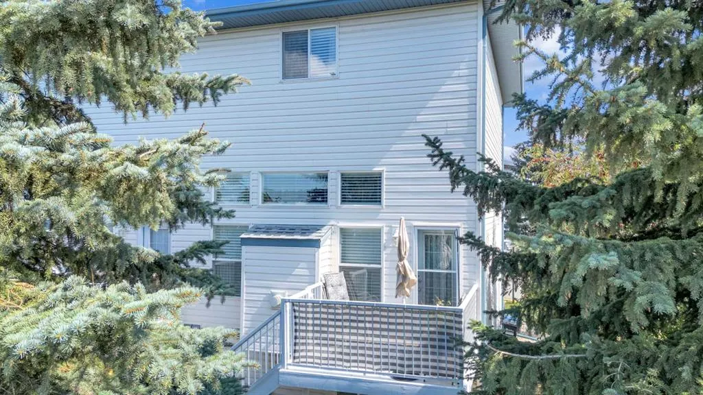 17 Kerry Wood Mews